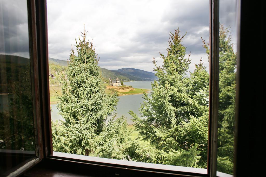 Yeti Guest House Mavrovo-Nationalpark Exterior foto