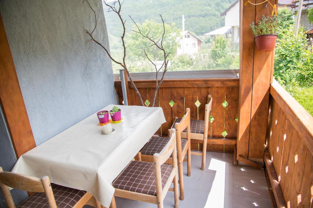 Yeti Guest House Mavrovo-Nationalpark Exterior foto