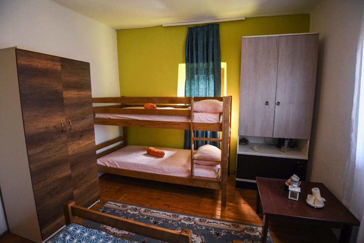 Yeti Guest House Mavrovo-Nationalpark Exterior foto